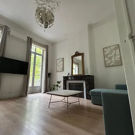 Lägenhet Avenue Feucheres Arenes Nîmes