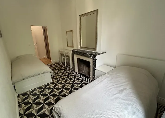 Avenue Feuchères Arènes Appartement Nîmes