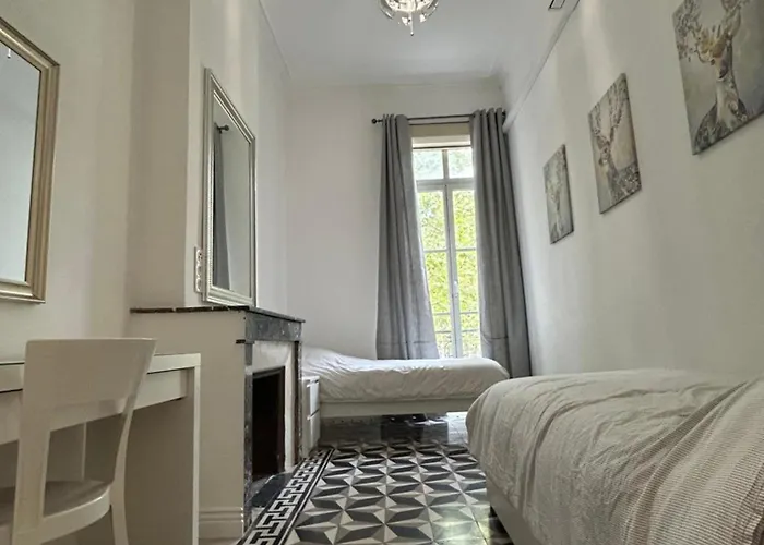 Appartement Avenue Feuchères Arènes Nîmes