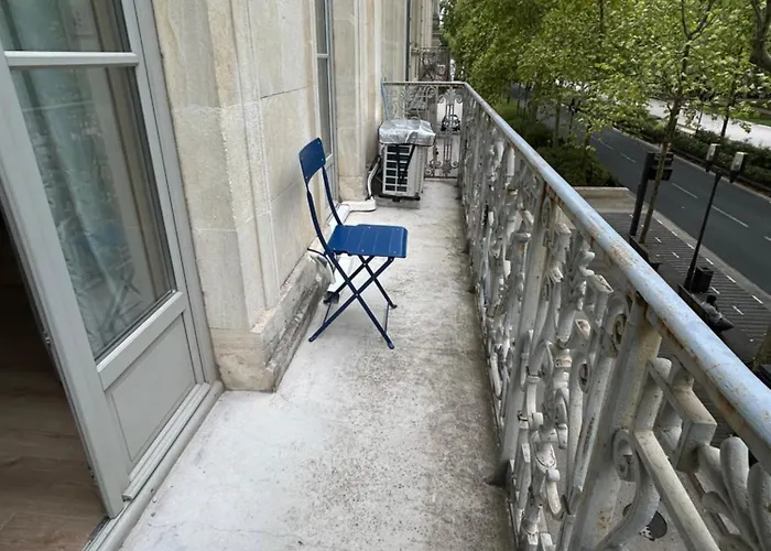 Avenue Feuchères Arènes Appartement Nîmes